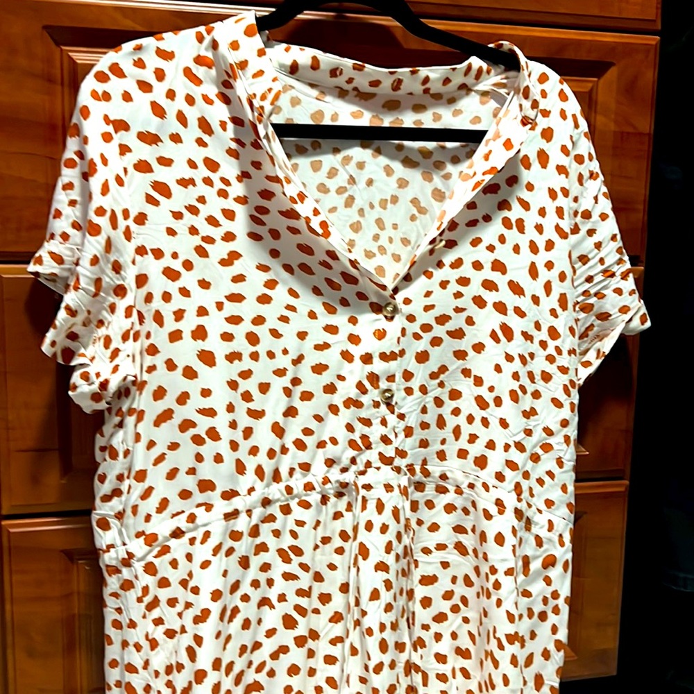 Perfect dress for work or a night on the town.